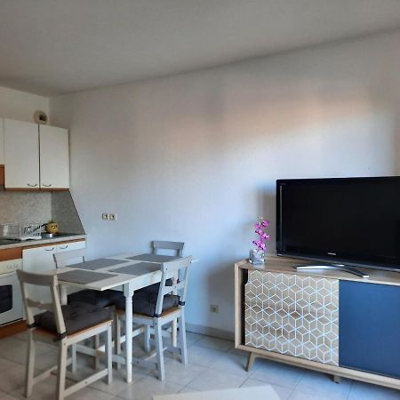Joli F2 46M2 Menton Centre, Balcon,Parking Exterior photo