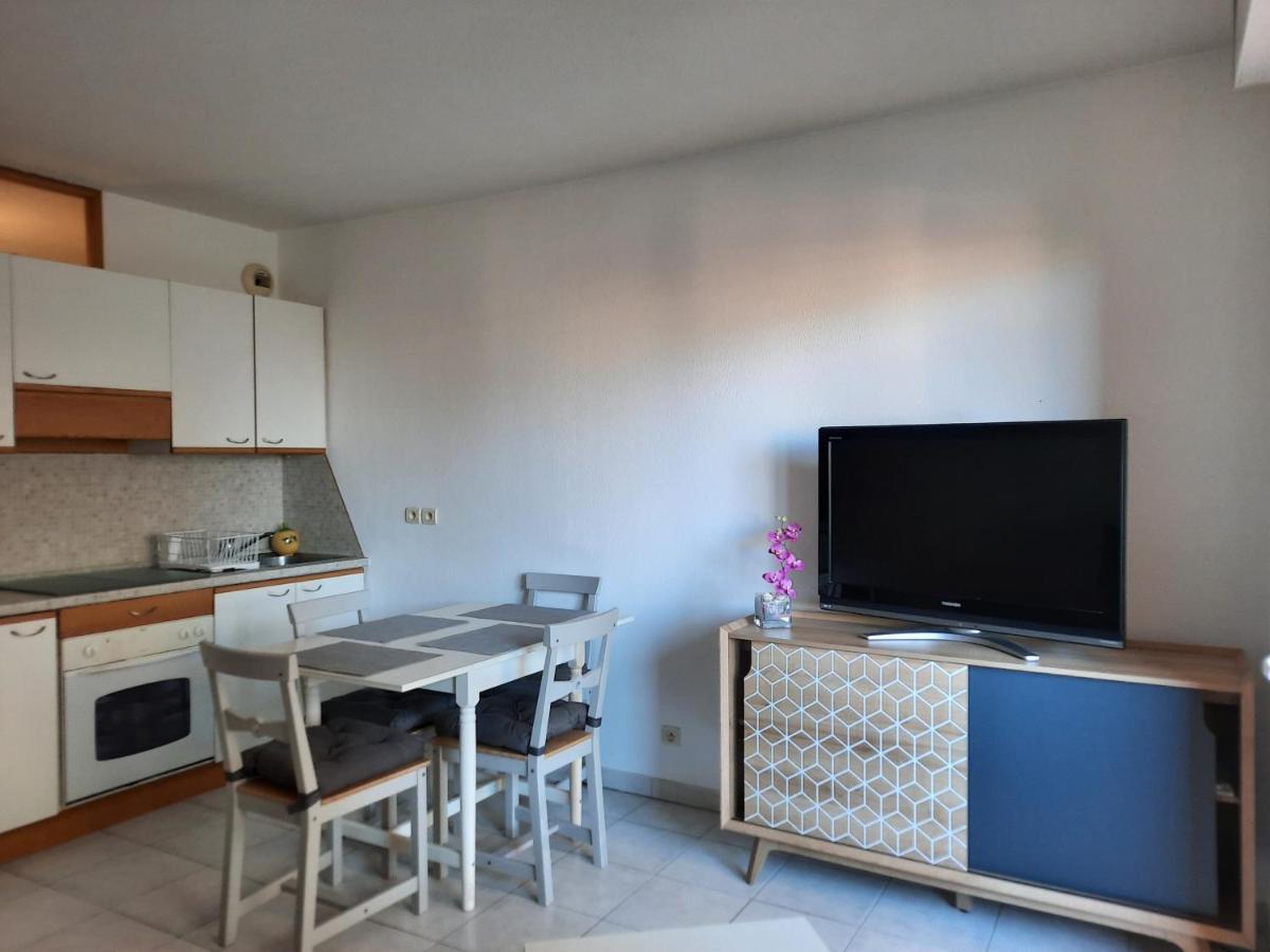 Joli F2 46M2 Menton Centre, Balcon,Parking Exterior photo