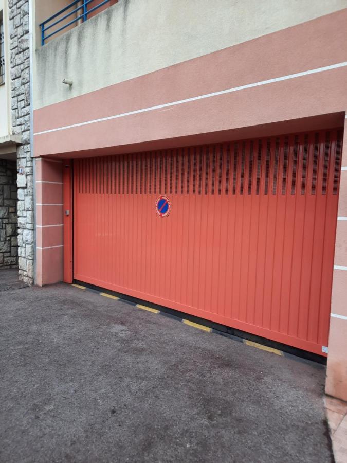 Joli F2 46M2 Menton Centre, Balcon,Parking Exterior photo